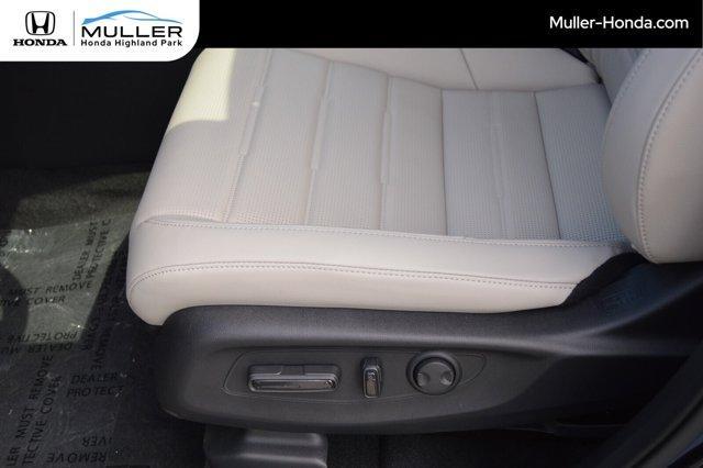 Photo of 2026 Crystal Black Pearl Honda CR-V