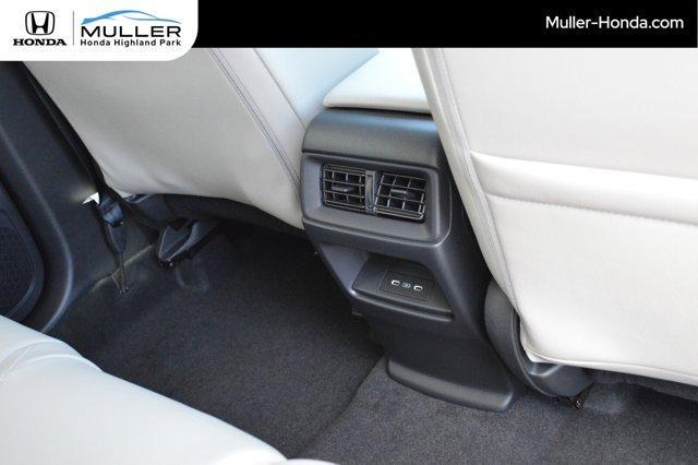 Photo of 2026 Crystal Black Pearl Honda CR-V