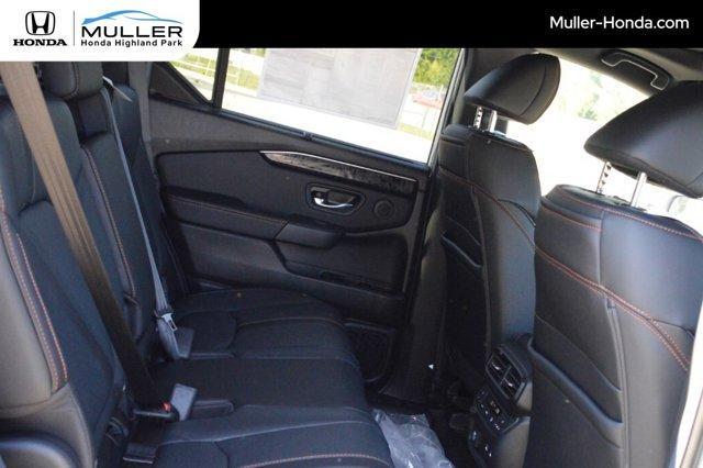 Photo of 2026 Platinum White Pearl Honda Passport