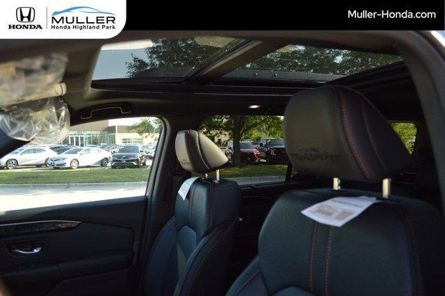 Photo of 2026 Platinum White Pearl Honda Passport