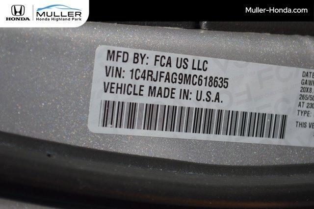 Photo of 2021 Billet Silver Metallic Clearcoat Jeep Grand Cherokee
