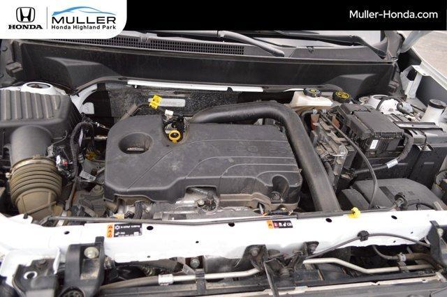 Photo of 2024 Summit White Chevrolet Equinox