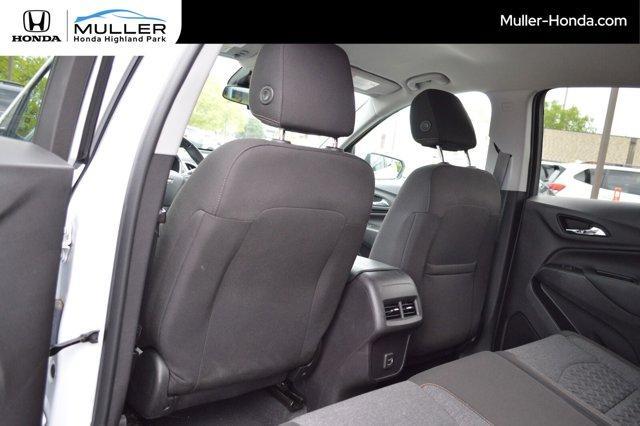 Photo of 2024 Summit White Chevrolet Equinox