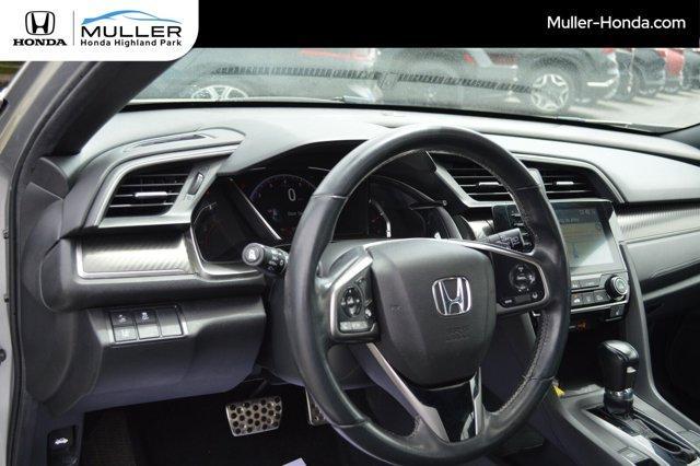 Photo of 2019 Lunar Silver Metallic Honda Civic