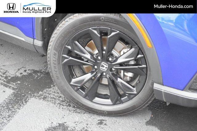 Photo of 2023 Still Night Pearl Honda CR-V Hybrid