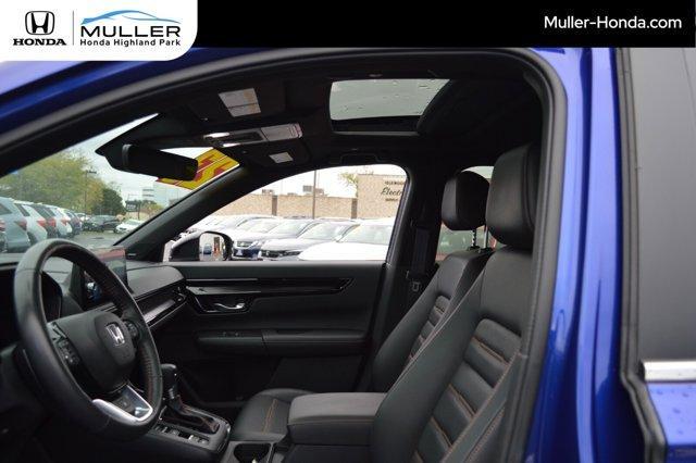 Photo of 2023 Still Night Pearl Honda CR-V Hybrid
