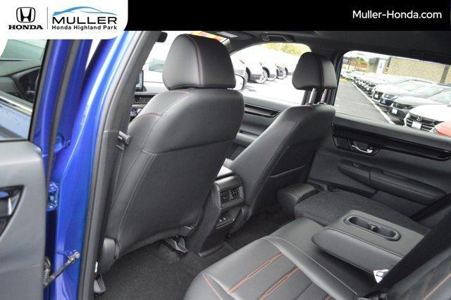 Photo of 2023 Still Night Pearl Honda CR-V Hybrid