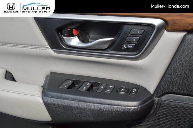Photo of 2017 Gray Honda CR-V