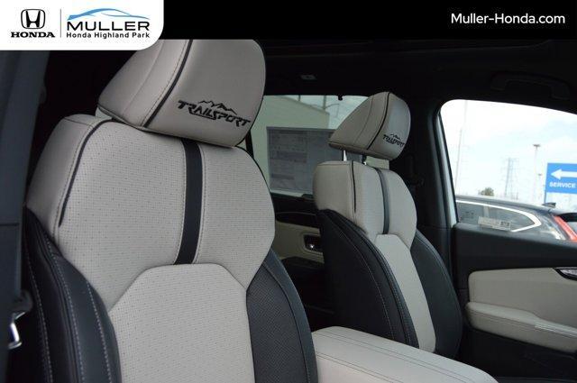 Photo of 2026 Platinum White Pearl Honda Passport