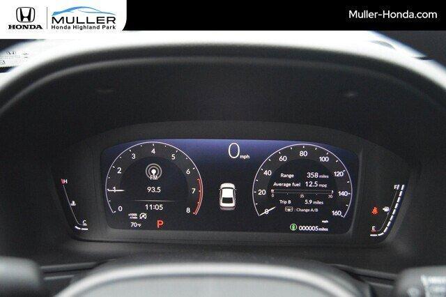 Photo of 2025 Platinum White Pearl Honda Accord