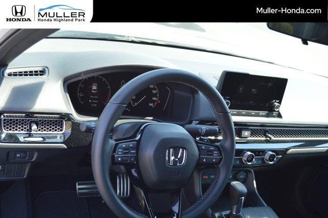 Photo of 2025 White Honda Civic