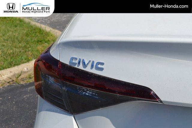Photo of 2025 White Honda Civic