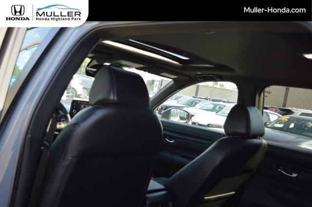 Photo of 2025 Gray Honda CR-V Hybrid