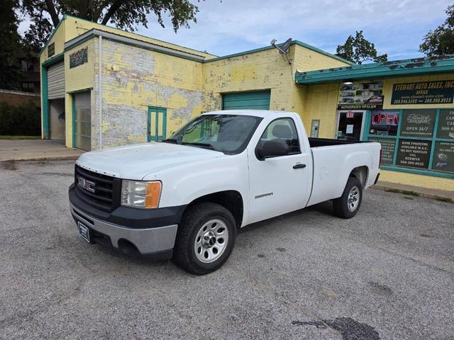 Photo of 2011 Summit White GMC Sierra 1500