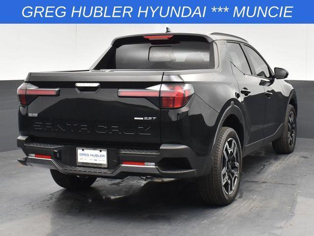 Photo of 2025 Phantom Black Hyundai SANTA CRUZ