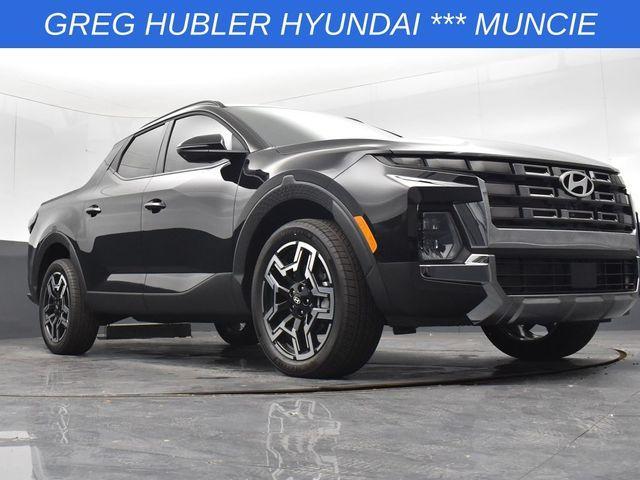Photo of 2025 Phantom Black Hyundai SANTA CRUZ
