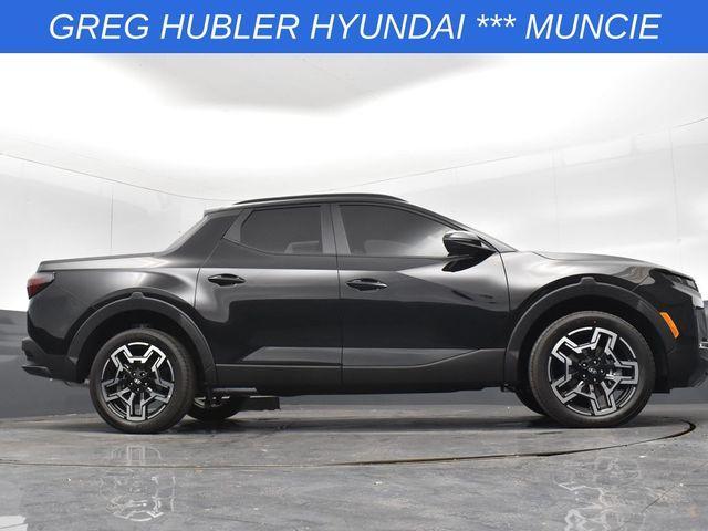 Photo of 2025 Phantom Black Hyundai SANTA CRUZ