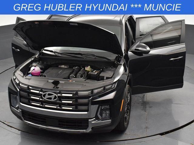 Photo of 2025 Phantom Black Hyundai SANTA CRUZ