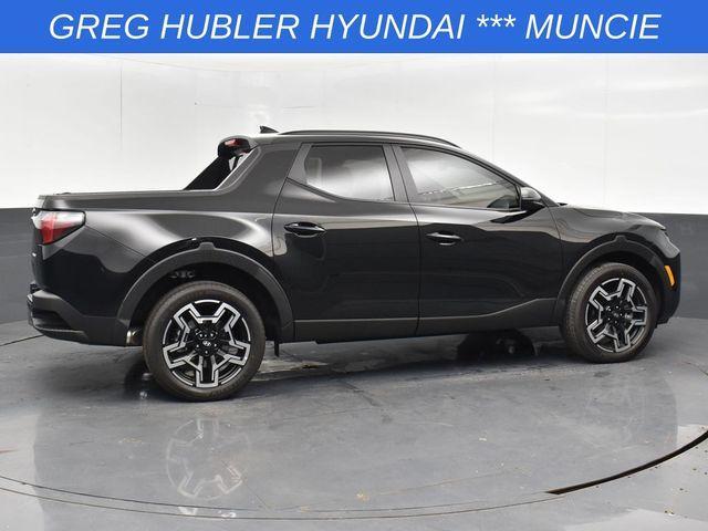 Photo of 2025 Phantom Black Hyundai SANTA CRUZ