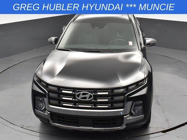 Photo of 2025 Phantom Black Hyundai SANTA CRUZ