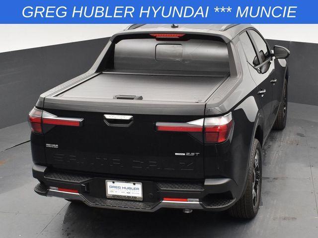 Photo of 2025 Phantom Black Hyundai SANTA CRUZ