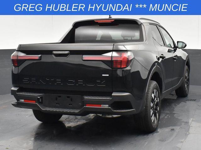 Photo of 2025 Phantom Black Hyundai SANTA CRUZ