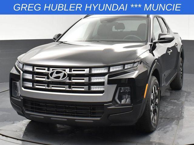 Photo of 2025 Phantom Black Hyundai SANTA CRUZ