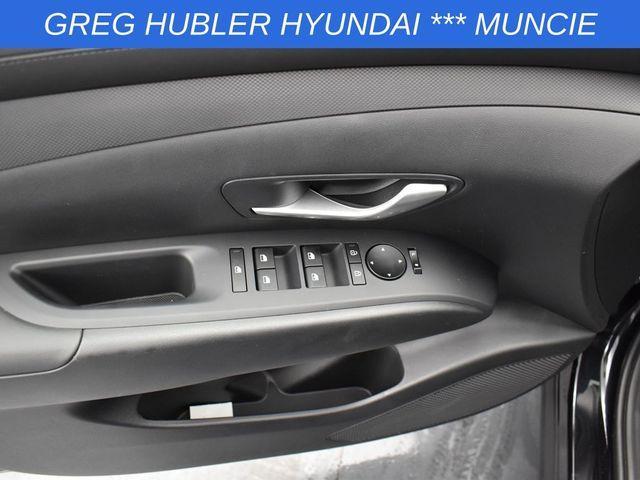 Photo of 2025 Phantom Black Hyundai SANTA CRUZ