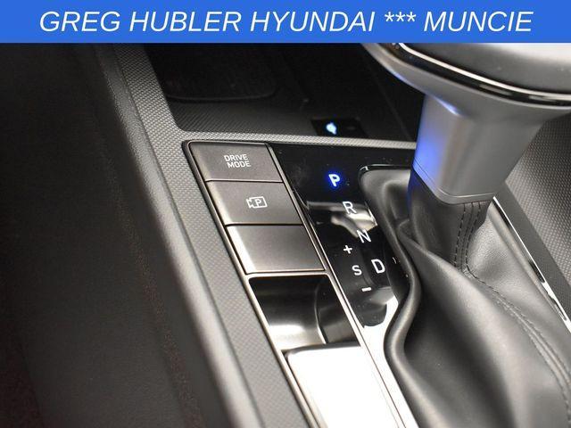 Photo of 2025 White Hyundai ELANTRA HEV