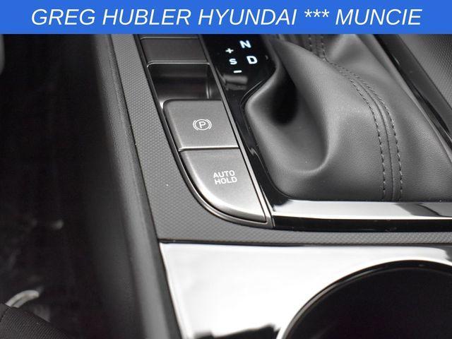 Photo of 2025 White Hyundai ELANTRA HEV