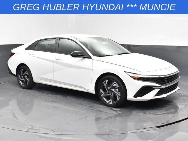Photo of 2025 White Hyundai ELANTRA HEV