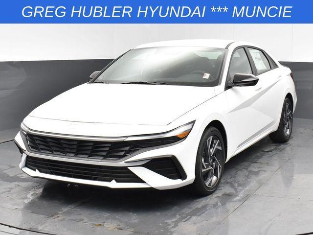 Photo of 2025 White Hyundai ELANTRA HEV