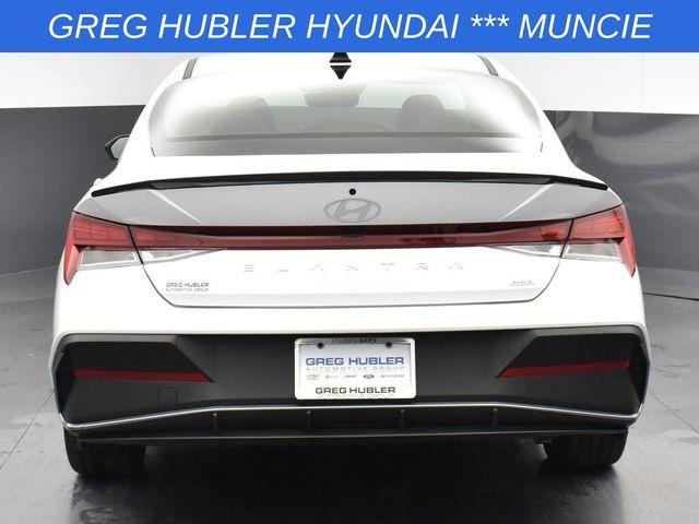 Photo of 2025 White Hyundai ELANTRA HEV