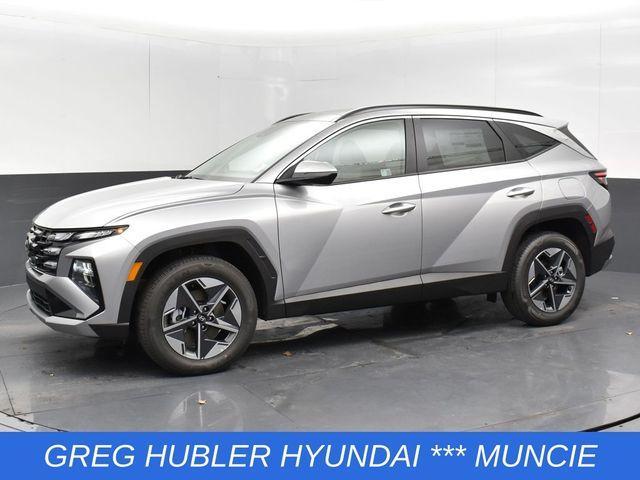 Photo of 2025 Shimmering Silver Hyundai TUCSON Hybrid
