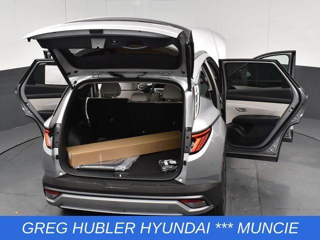 Photo of 2025 Shimmering Silver Hyundai TUCSON Hybrid