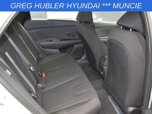 Photo of 2025 White Hyundai ELANTRA HEV