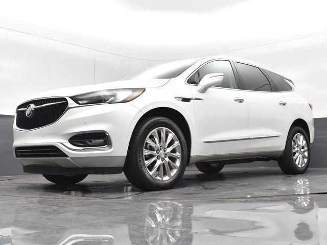 Photo of 2021 White Frost Tri-Coat Buick Enclave