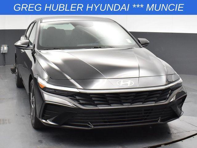 Photo of 2025 Black Hyundai ELANTRA HEV