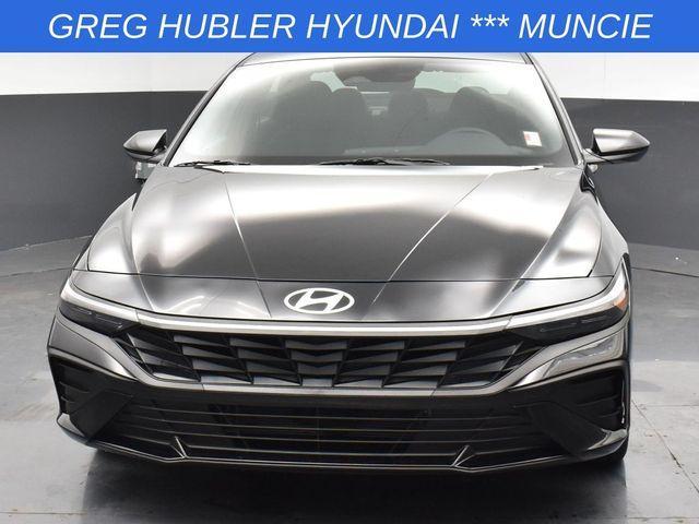 Photo of 2025 Black Hyundai ELANTRA HEV