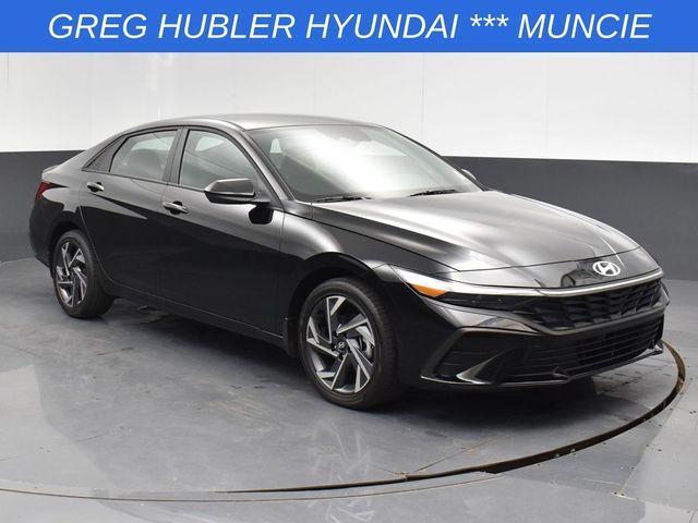 Photo of 2025 Black Hyundai ELANTRA HEV
