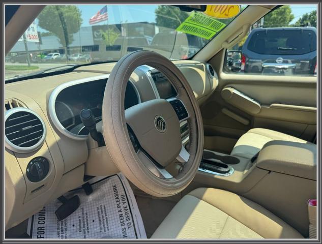 Photo of 2007 White Chocolate Tri-Coat Mercury Mountaineer
