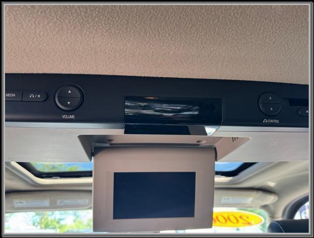 Photo of 2006 Black Clearcoat Ford Explorer