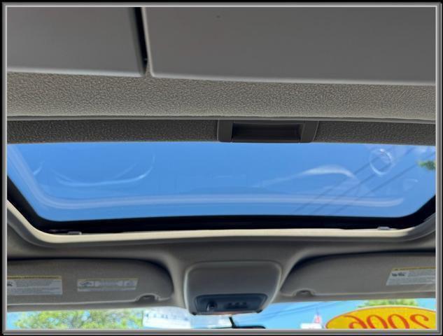 Photo of 2006 Black Clearcoat Ford Explorer
