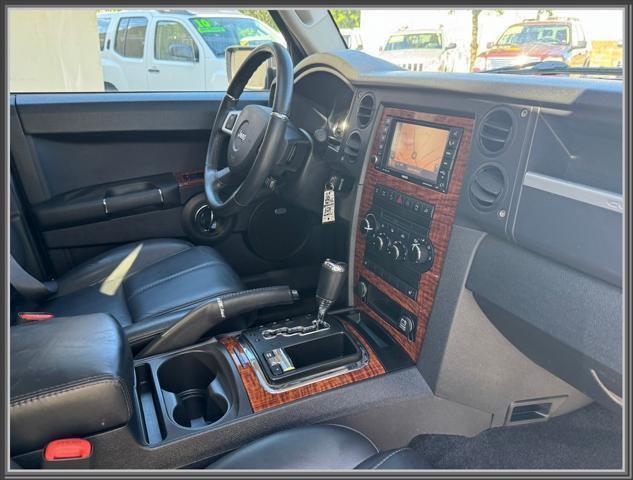 Photo of 2008 Black Clearcoat Jeep Commander