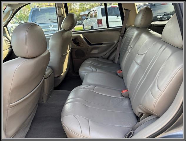 Photo of 2004 Graphite Metallic Clearcoat Jeep Grand Cherokee