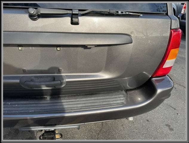 Photo of 2004 Graphite Metallic Clearcoat Jeep Grand Cherokee