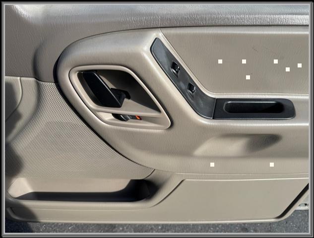 Photo of 2004 Graphite Metallic Clearcoat Jeep Grand Cherokee