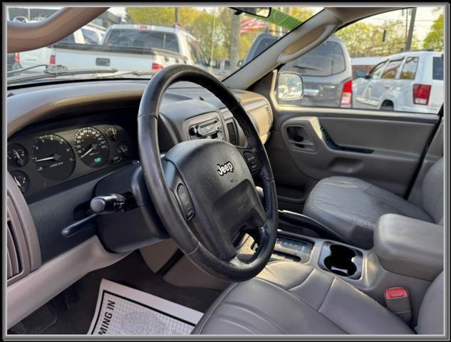 Photo of 2004 Graphite Metallic Clearcoat Jeep Grand Cherokee