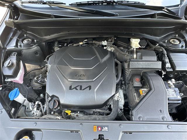 Photo of 2022 Ebony Black Kia Telluride