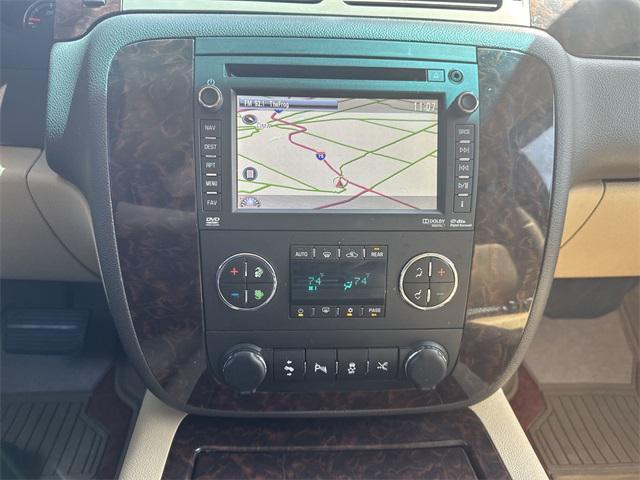 Photo of 2013 White Diamond Tricoat GMC Yukon
